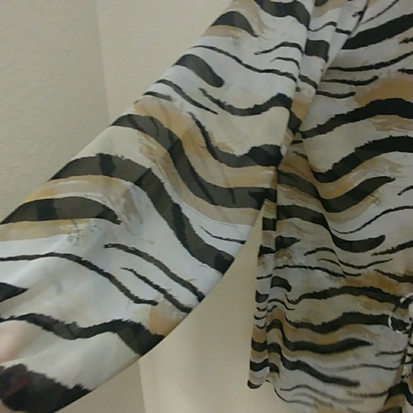 La Vie en Rose Aqua Sheer Animal Print Bathing Suit Coverup - Picture 3 of 8